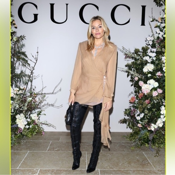 Gucci Harriet Thigh High Snake Emboss Dusty Azure Pointed Toe Heeled Boots 38 - Picture 11 of 11